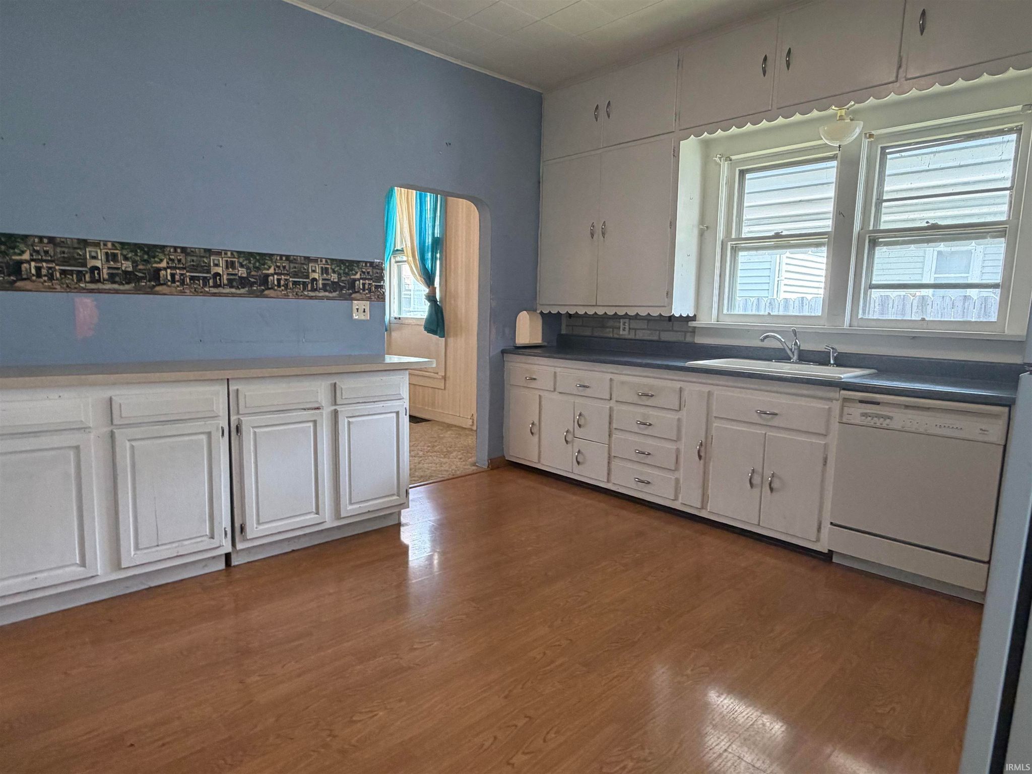 Image of 479 W 6th Street