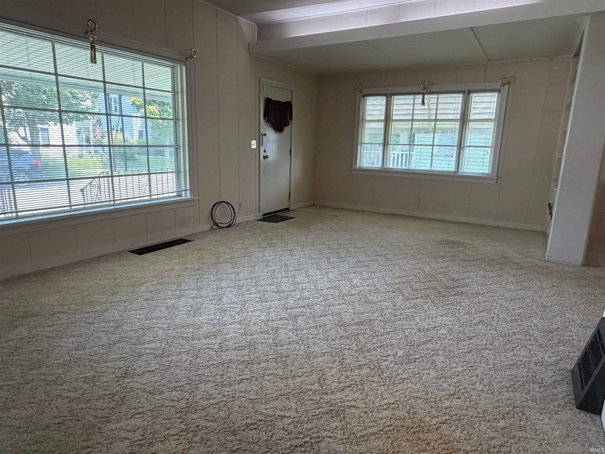 Image of 479 W 6th Street