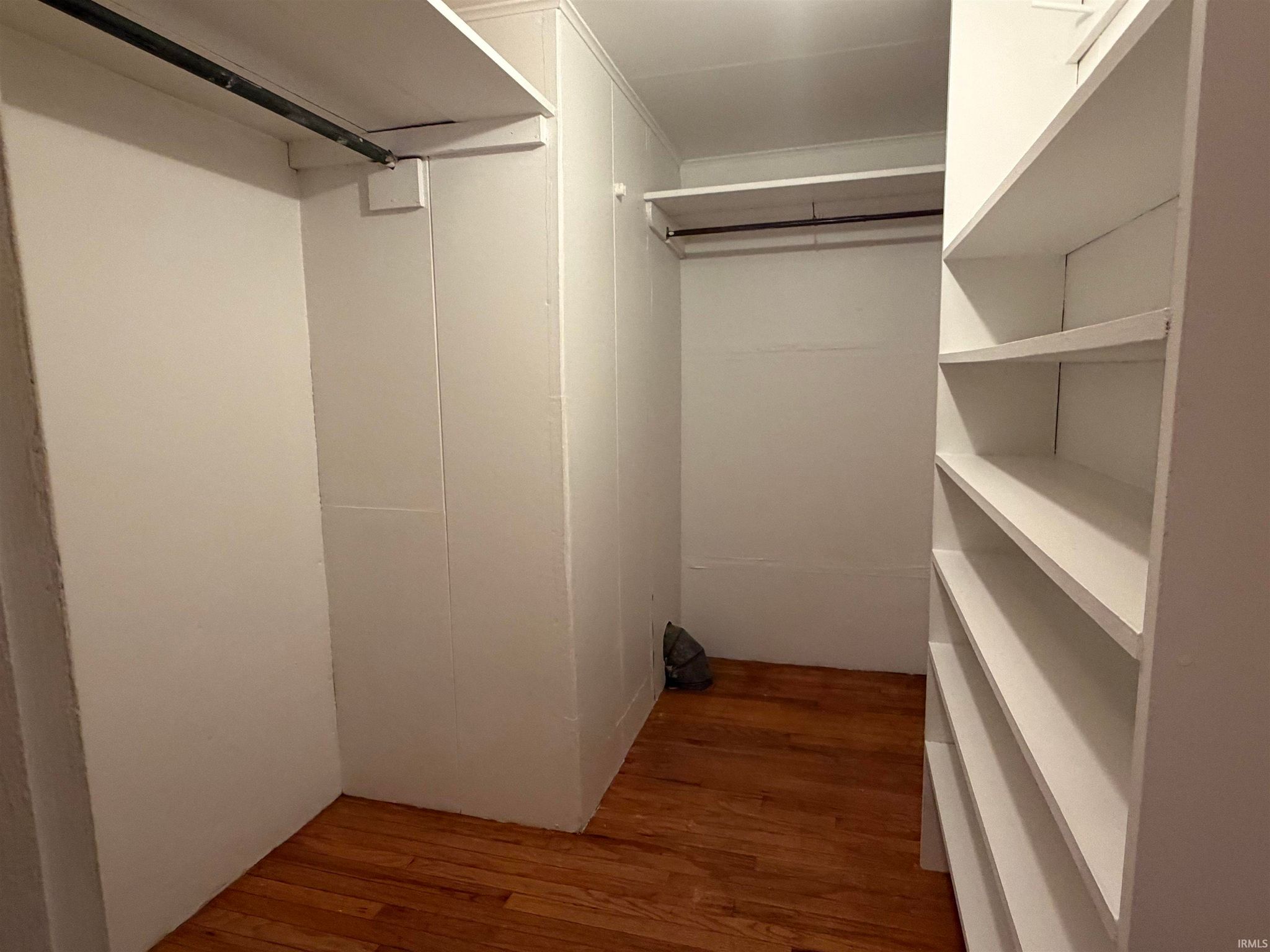 Image of 479 W 6th Street