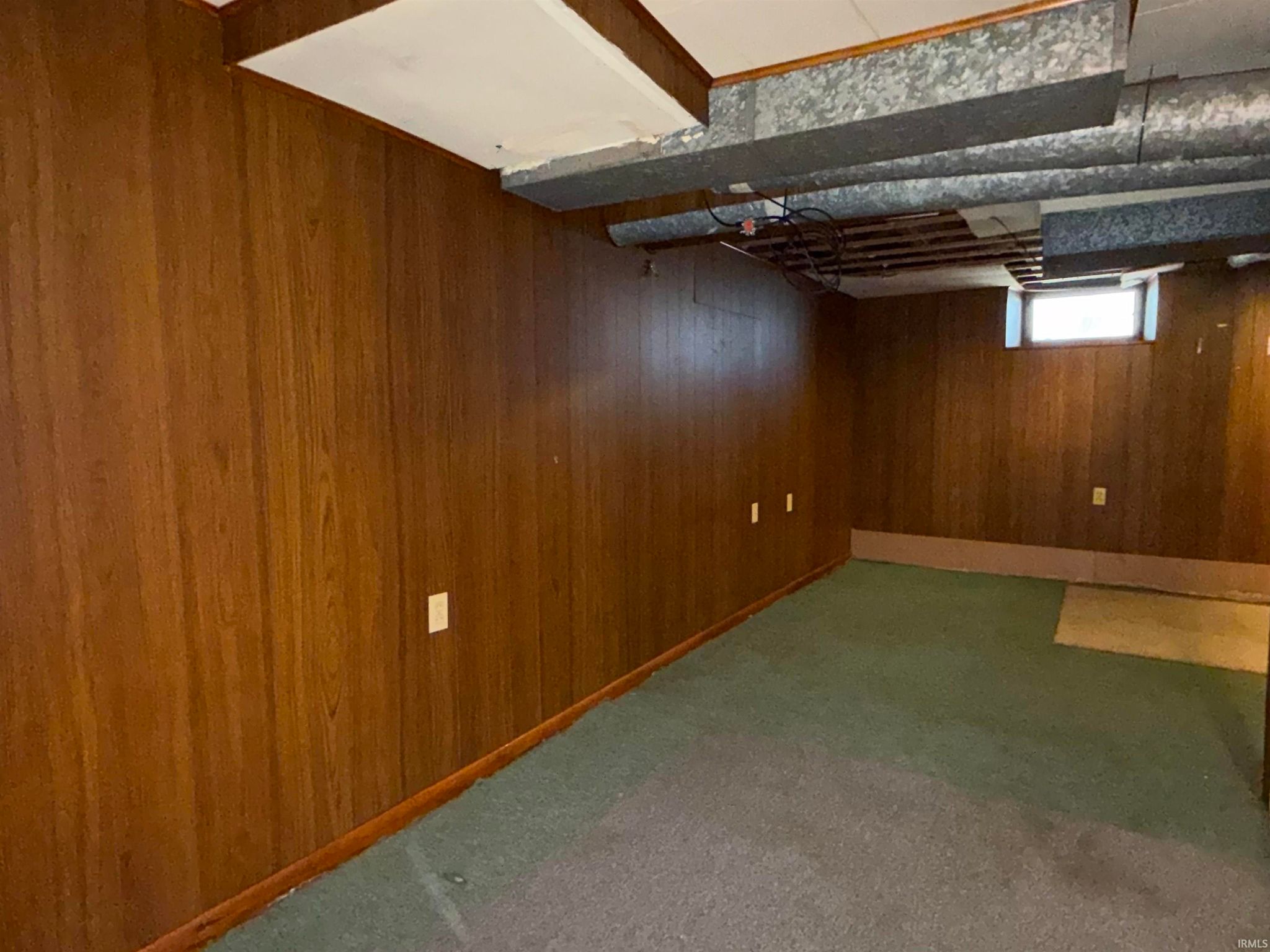 Image of 479 W 6th Street