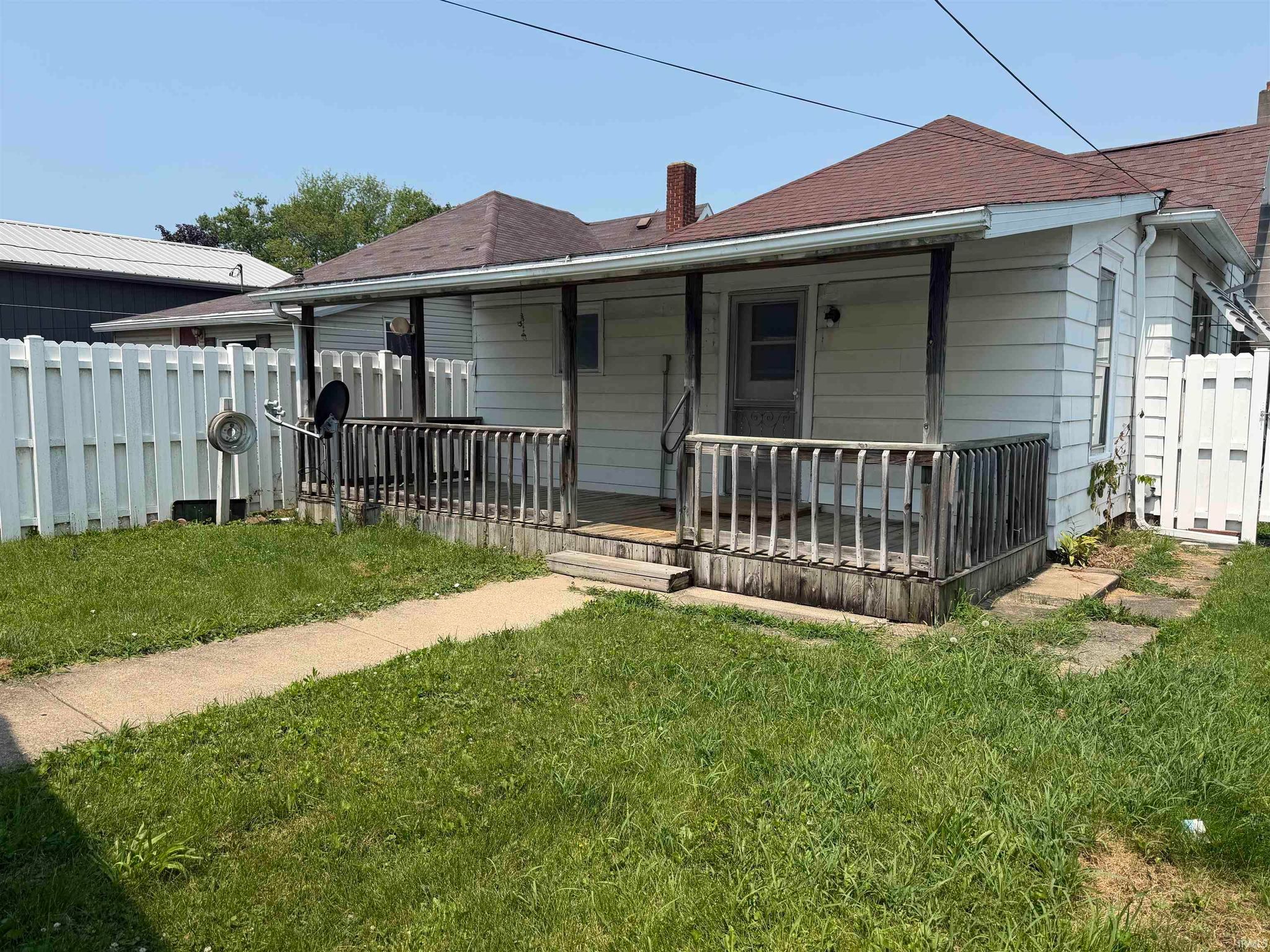 Image of 479 W 6th Street
